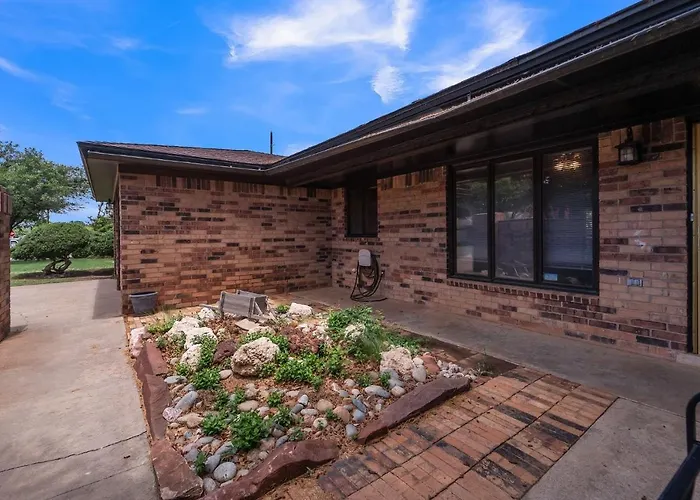 Homestead House - In Shadow Hills Golf Course Division Home