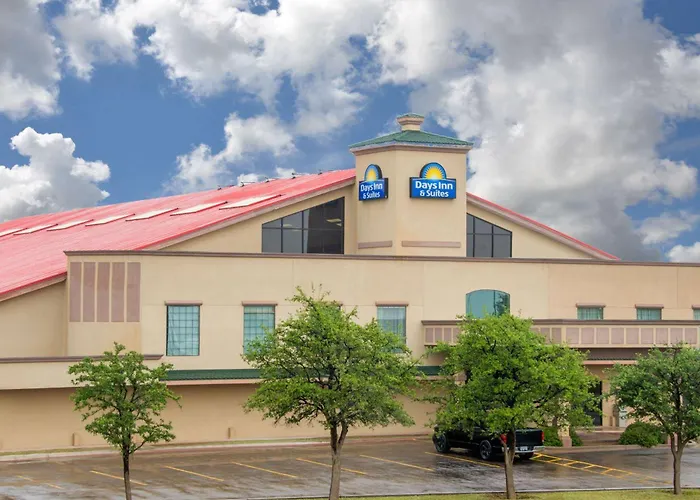 Days Inn By Wyndham Lubbock South